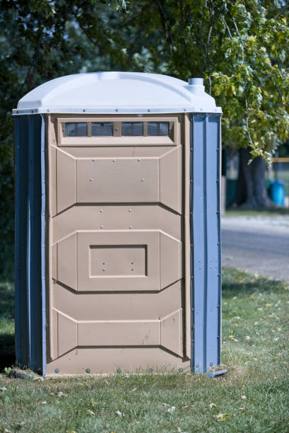 Best Luxury portable toilet rental  in Titusville, FL